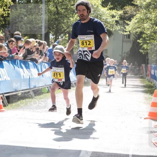 09.05.2026 - Störlauf H.Heesch http://msf.ph/oto/9673646 09.05.2026 14:15:14 Ziel 811, 812, 978 meine-sportfotos.de