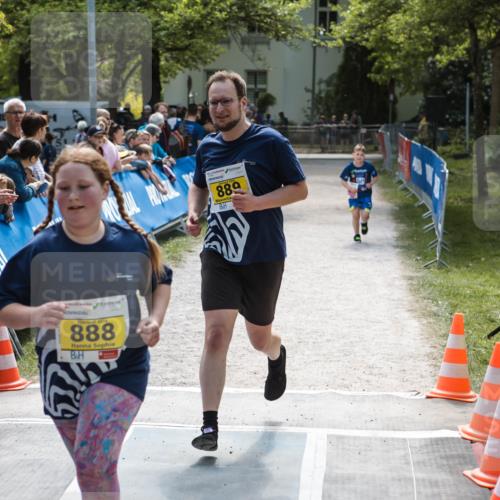09.05.2026 - Störlauf H.Heesch http://msf.ph/oto/9673733 09.05.2026 14:16:38 Ziel 2026, 888, 889 meine-sportfotos.de