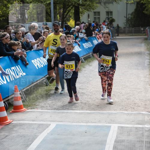 09.05.2026 - Störlauf H.Heesch http://msf.ph/oto/9673782 09.05.2026 14:17:43 Ziel 898, 833, 894 meine-sportfotos.de
