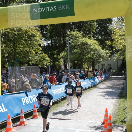 09.05.2026 - Störlauf H.Heesch http://msf.ph/oto/9675110 09.05.2026 15:00:58 Ziel 1212, 1129, 1122 meine-sportfotos.de