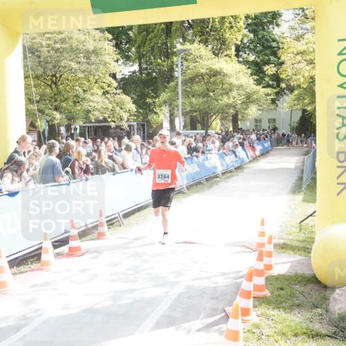 09.05.2026 - Störlauf H.Heesch http://msf.ph/oto/9676546 09.05.2026 16:24:59 Ziel 3264 meine-sportfotos.de