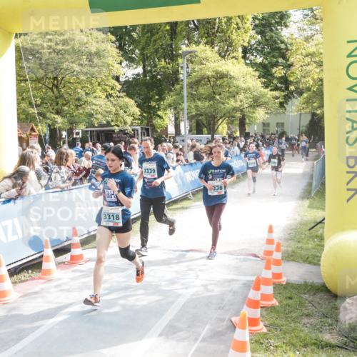 09.05.2026 - Störlauf H.Heesch http://msf.ph/oto/9676753 09.05.2026 16:31:19 Ziel 3318, 3339, 338 meine-sportfotos.de