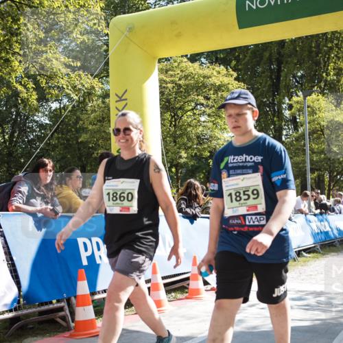 09.05.2026 - Störlauf H.Heesch http://msf.ph/oto/9677606 09.05.2026 16:12:06 Ziel 1860, 1859 meine-sportfotos.de