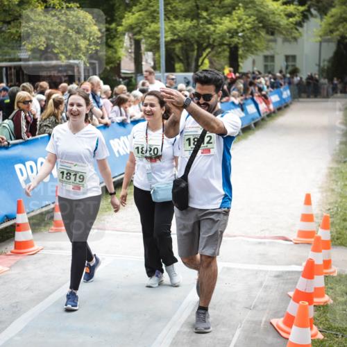 09.05.2026 - Störlauf H.Heesch http://msf.ph/oto/9677726 09.05.2026 16:19:39 Ziel 1819, 18, 20, 18, 2 meine-sportfotos.de