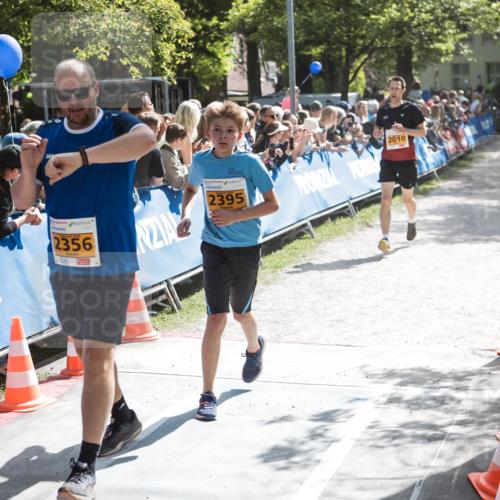 09.05.2026 - Störlauf H.Heesch http://msf.ph/oto/9677912 09.05.2026 15:25:46 Ziel 2356, 2395, 2010 meine-sportfotos.de