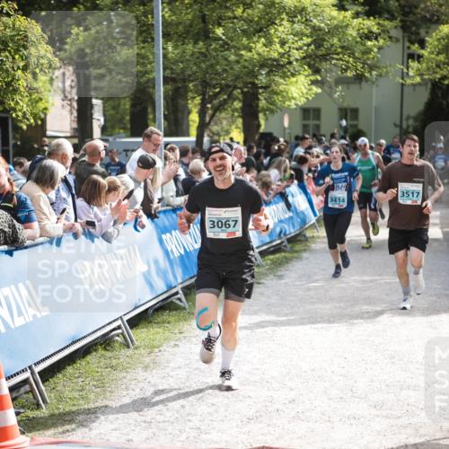09.05.2026 - Störlauf H.Heesch http://msf.ph/oto/9678159 09.05.2026 16:25:21 Ziel 3067, 3414, 3517 meine-sportfotos.de
