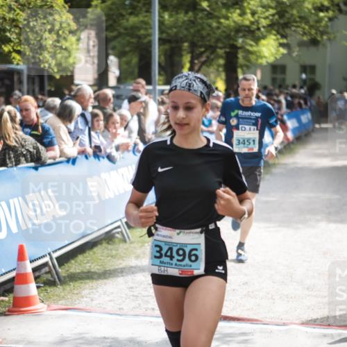 09.05.2026 - Störlauf H.Heesch http://msf.ph/oto/9678191 09.05.2026 16:25:28 Ziel 2025, 3496, 3451 meine-sportfotos.de