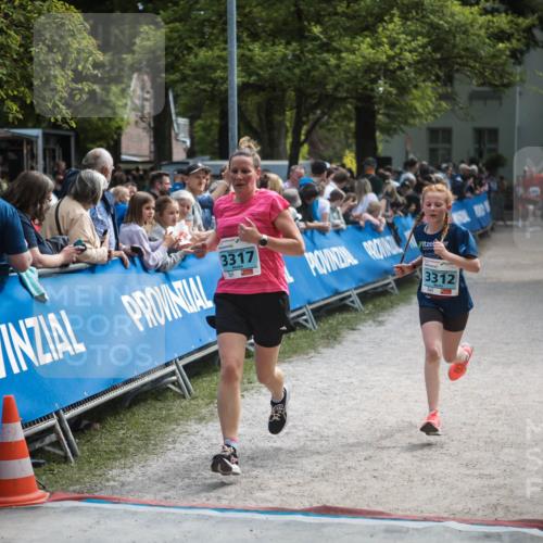 09.05.2026 - Störlauf H.Heesch http://msf.ph/oto/9678511 09.05.2026 16:27:57 Ziel 3317, 3312 meine-sportfotos.de