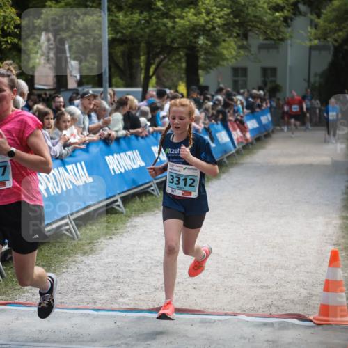 09.05.2026 - Störlauf H.Heesch http://msf.ph/oto/9678513 09.05.2026 16:27:58 Ziel 3317, 3312 meine-sportfotos.de