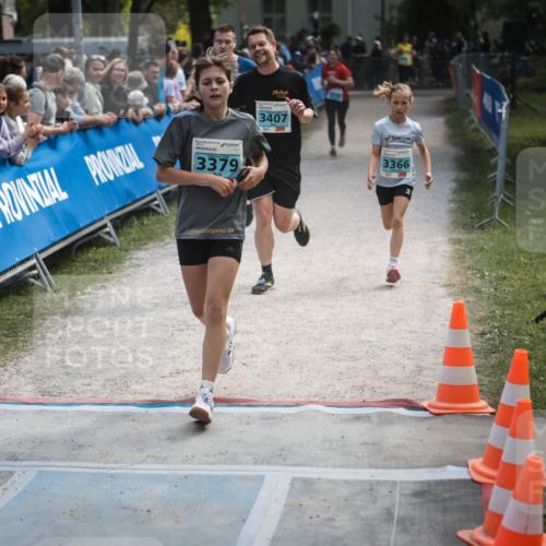 09.05.2026 - Störlauf H.Heesch http://msf.ph/oto/9678886 09.05.2026 16:30:36 Ziel 3379, 3407, 3366 meine-sportfotos.de