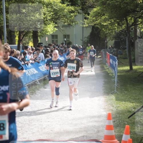 09.05.2026 - Störlauf H.Heesch http://msf.ph/oto/9679016 09.05.2026 16:31:20 Ziel 3338, 3399, 3398 meine-sportfotos.de