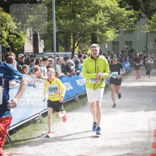 09.05.2026 - Störlauf H.Heesch http://msf.ph/oto/9679046 09.05.2026 16:31:30 Ziel 331, 3208, 3466 meine-sportfotos.de