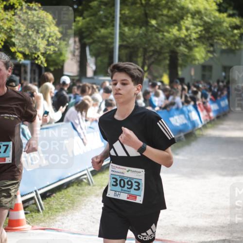 09.05.2026 - Störlauf H.Heesch http://msf.ph/oto/9679068 09.05.2026 16:31:38 Ziel 2026, 3527, 2026, 3093 meine-sportfotos.de