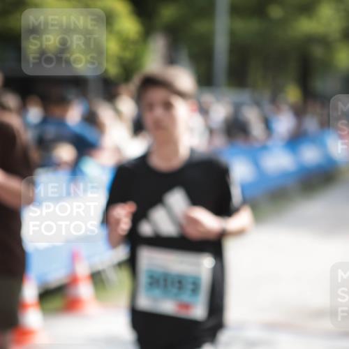 09.05.2026 - Störlauf H.Heesch http://msf.ph/oto/9679069 09.05.2026 16:31:39 Ziel 31319 meine-sportfotos.de