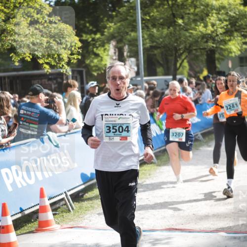 09.05.2026 - Störlauf H.Heesch http://msf.ph/oto/9679090 09.05.2026 16:32:05 Ziel 2026, 3504, 3207, 3241 meine-sportfotos.de