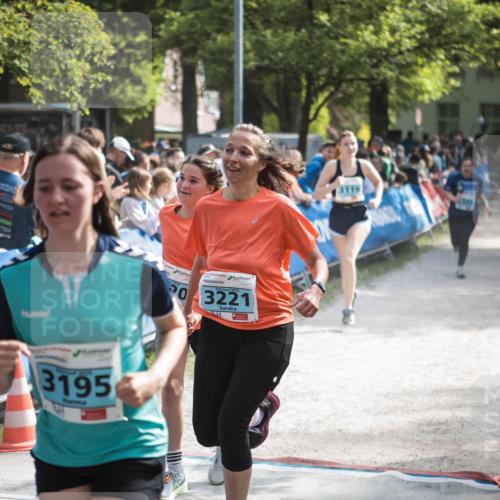 09.05.2026 - Störlauf H.Heesch http://msf.ph/oto/9679153 09.05.2026 16:32:54 Ziel 24761, 2026, 03221, 3195, 3119 meine-sportfotos.de