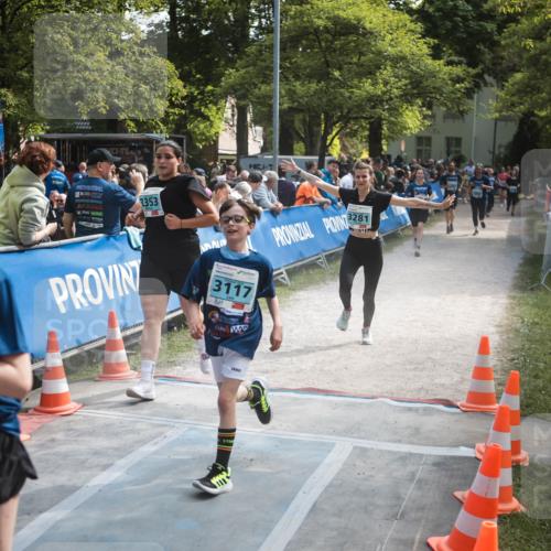 09.05.2026 - Störlauf H.Heesch http://msf.ph/oto/9679236 09.05.2026 16:34:00 Ziel 3353, 3281, 3117, 335 meine-sportfotos.de