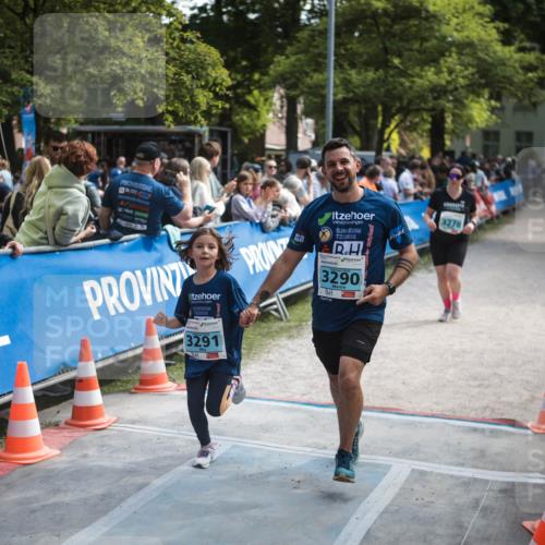 09.05.2026 - Störlauf H.Heesch http://msf.ph/oto/9679277 09.05.2026 16:34:19 Ziel 3291, 3290, 3278 meine-sportfotos.de
