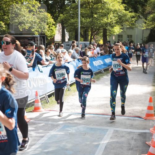 09.05.2026 - Störlauf H.Heesch http://msf.ph/oto/9679380 09.05.2026 16:36:31 Ziel 3286, 3293, 3270, 288 meine-sportfotos.de