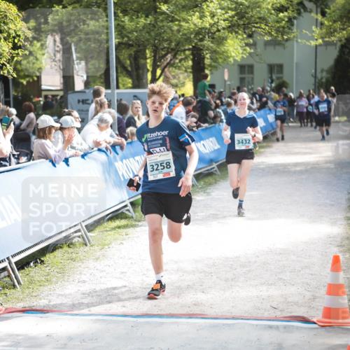 09.05.2026 - Störlauf H.Heesch http://msf.ph/oto/9679450 09.05.2026 16:38:18 Ziel 2, 3258, 3432 meine-sportfotos.de