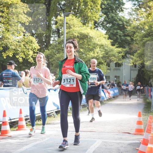 09.05.2026 - Störlauf H.Heesch http://msf.ph/oto/9679482 09.05.2026 16:38:56 Ziel 3323, 2026, 3121, 3505 meine-sportfotos.de
