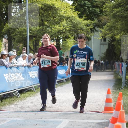 09.05.2026 - Störlauf H.Heesch http://msf.ph/oto/9679508 09.05.2026 16:39:19 Ziel 3239, 3238 meine-sportfotos.de