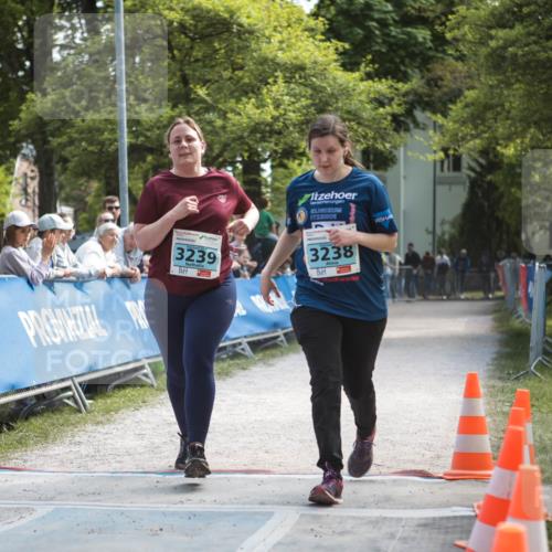 09.05.2026 - Störlauf H.Heesch http://msf.ph/oto/9679509 09.05.2026 16:39:19 Ziel 3239, 3238 meine-sportfotos.de