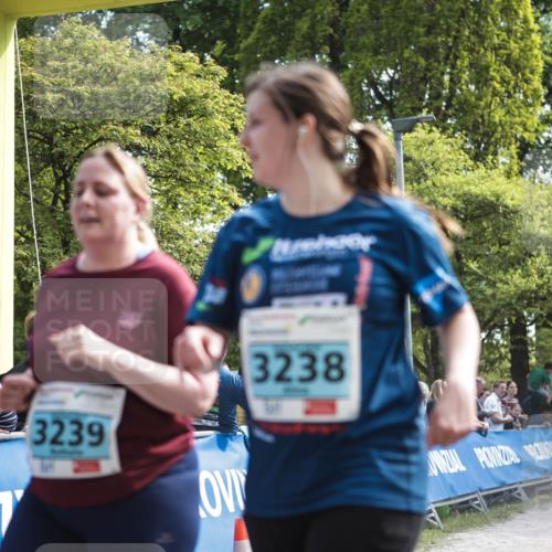 09.05.2026 - Störlauf H.Heesch http://msf.ph/oto/9679512 09.05.2026 16:39:21 Ziel 3239, 3238 meine-sportfotos.de