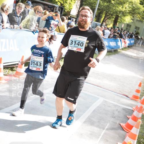 09.05.2026 - Störlauf H.Heesch http://msf.ph/oto/9679521 09.05.2026 16:39:52 Ziel 4095, 3143, 3140 meine-sportfotos.de