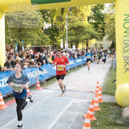 09.05.2026 - Störlauf H.Heesch http://msf.ph/oto/9679878 09.05.2026 17:26:57 Ziel 3765, 257, 4050, 58 meine-sportfotos.de