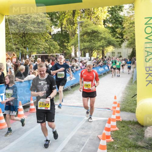 09.05.2026 - Störlauf H.Heesch http://msf.ph/oto/9679952 09.05.2026 17:27:45 Ziel 2687, 3664, 2961 meine-sportfotos.de