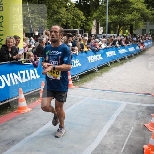 09.05.2026 - Störlauf H.Heesch http://msf.ph/oto/9680086 09.05.2026 17:10:32 Ziel 980 meine-sportfotos.de