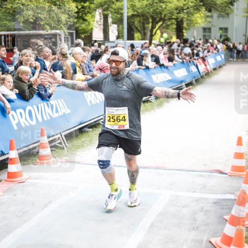 09.05.2026 - Störlauf H.Heesch http://msf.ph/oto/9680157 09.05.2026 17:11:40 Ziel 2564 meine-sportfotos.de
