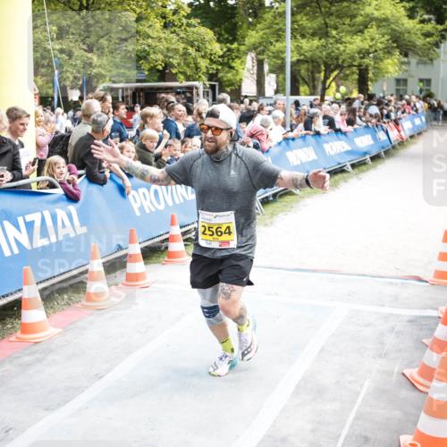 09.05.2026 - Störlauf H.Heesch http://msf.ph/oto/9680159 09.05.2026 17:11:40 Ziel 2564 meine-sportfotos.de