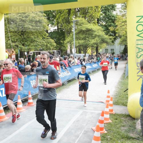 09.05.2026 - Störlauf H.Heesch http://msf.ph/oto/9680174 09.05.2026 17:31:21 Ziel 563, 3704, 3975 meine-sportfotos.de