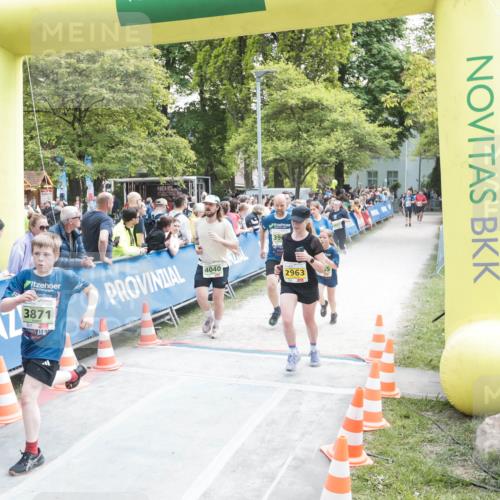 09.05.2026 - Störlauf H.Heesch http://msf.ph/oto/9680294 09.05.2026 17:34:02 Ziel 3871, 39, 4040, 2963, 66 meine-sportfotos.de