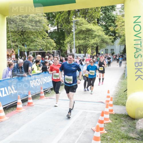 09.05.2026 - Störlauf H.Heesch http://msf.ph/oto/9680318 09.05.2026 17:34:19 Ziel 3988, 3950, 88 meine-sportfotos.de