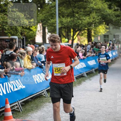 09.05.2026 - Störlauf H.Heesch http://msf.ph/oto/9680849 09.05.2026 17:21:01 Ziel 2026, 250, 4457 meine-sportfotos.de