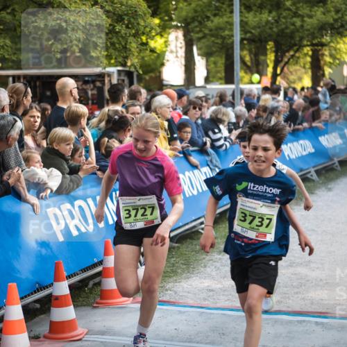09.05.2026 - Störlauf H.Heesch http://msf.ph/oto/9681094 09.05.2026 17:23:34 Ziel 3727, 3737 meine-sportfotos.de
