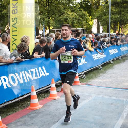 09.05.2026 - Störlauf H.Heesch http://msf.ph/oto/9681112 09.05.2026 17:23:45 Ziel 3962 meine-sportfotos.de