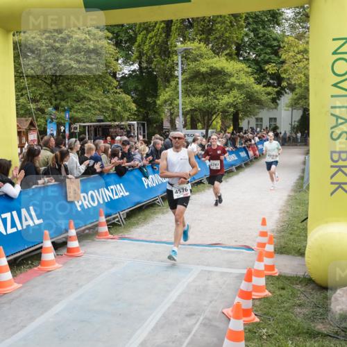 09.05.2026 - Störlauf H.Heesch http://msf.ph/oto/9681121 09.05.2026 18:38:51 Ziel 10 meine-sportfotos.de