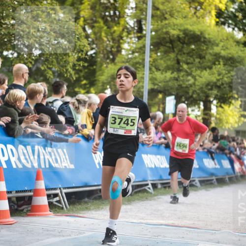 09.05.2026 - Störlauf H.Heesch http://msf.ph/oto/9681414 09.05.2026 17:28:00 Ziel 2026, 3745, 3696 meine-sportfotos.de