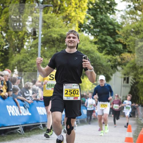 09.05.2026 - Störlauf H.Heesch http://msf.ph/oto/9681432 09.05.2026 17:28:08 Ziel 3680, 2026, 2502, 2726 meine-sportfotos.de