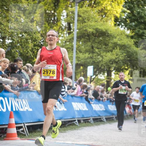 09.05.2026 - Störlauf H.Heesch http://msf.ph/oto/9681474 09.05.2026 17:28:33 Ziel 2978, 3979, 2740 meine-sportfotos.de