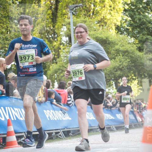 09.05.2026 - Störlauf H.Heesch http://msf.ph/oto/9681591 09.05.2026 17:30:41 Ziel 3973, 3976, 4069 meine-sportfotos.de