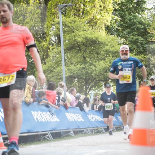 09.05.2026 - Störlauf H.Heesch http://msf.ph/oto/9681614 09.05.2026 17:30:51 Ziel 2672, 3654, 562, 567 meine-sportfotos.de