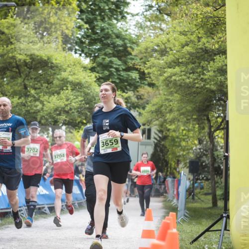 09.05.2026 - Störlauf H.Heesch http://msf.ph/oto/9681655 09.05.2026 17:31:18 Ziel 3702, 3704, 3659, 3990 meine-sportfotos.de