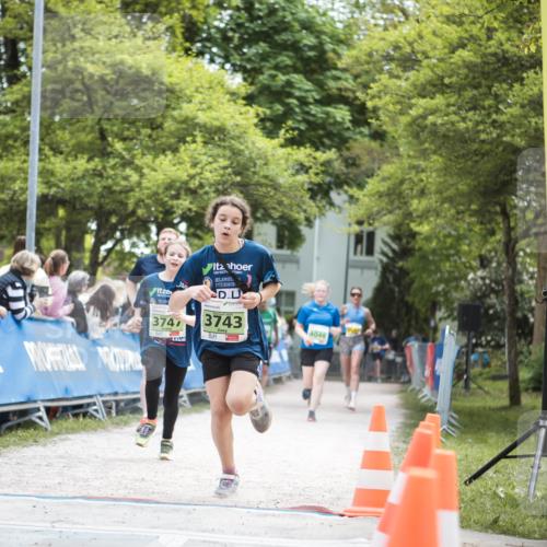 09.05.2026 - Störlauf H.Heesch http://msf.ph/oto/9681809 09.05.2026 17:33:36 Ziel 3747, 3743, 4046 meine-sportfotos.de