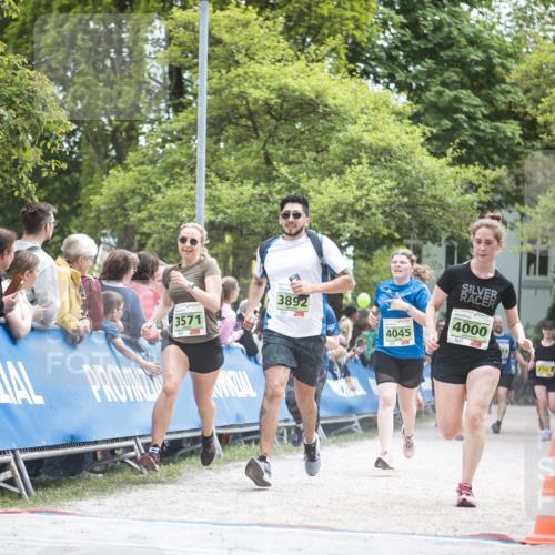 09.05.2026 - Störlauf H.Heesch http://msf.ph/oto/9681841 09.05.2026 17:33:57 Ziel 3571, 3892, 4045, 4000, 2963 meine-sportfotos.de