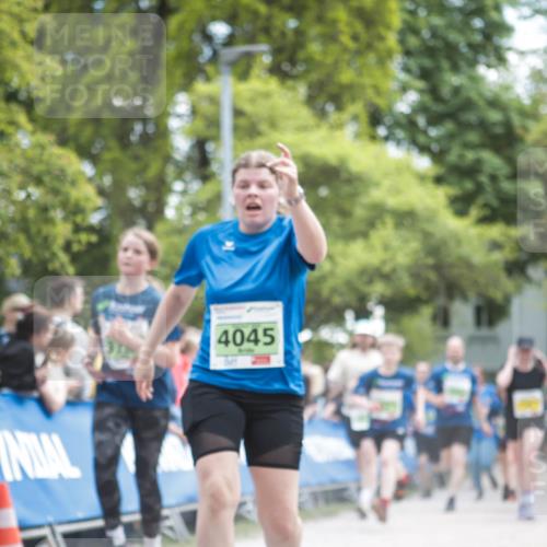 09.05.2026 - Störlauf H.Heesch http://msf.ph/oto/9681844 09.05.2026 17:33:59 Ziel 4045 meine-sportfotos.de